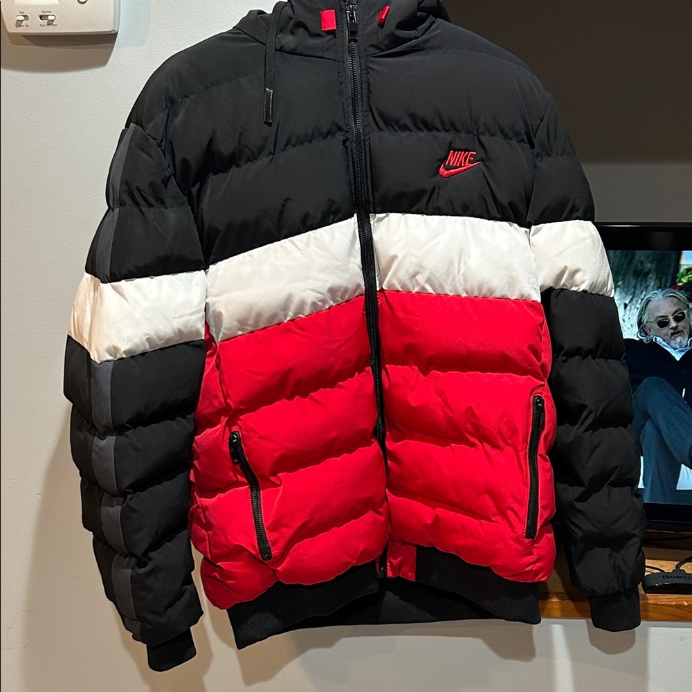 Nike Men's Black, White, and Red Puffer Jacket